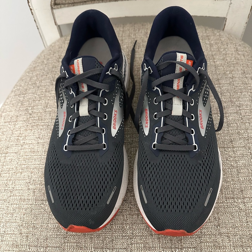 Brooks Adrenaline GTS 22 men’s shoes